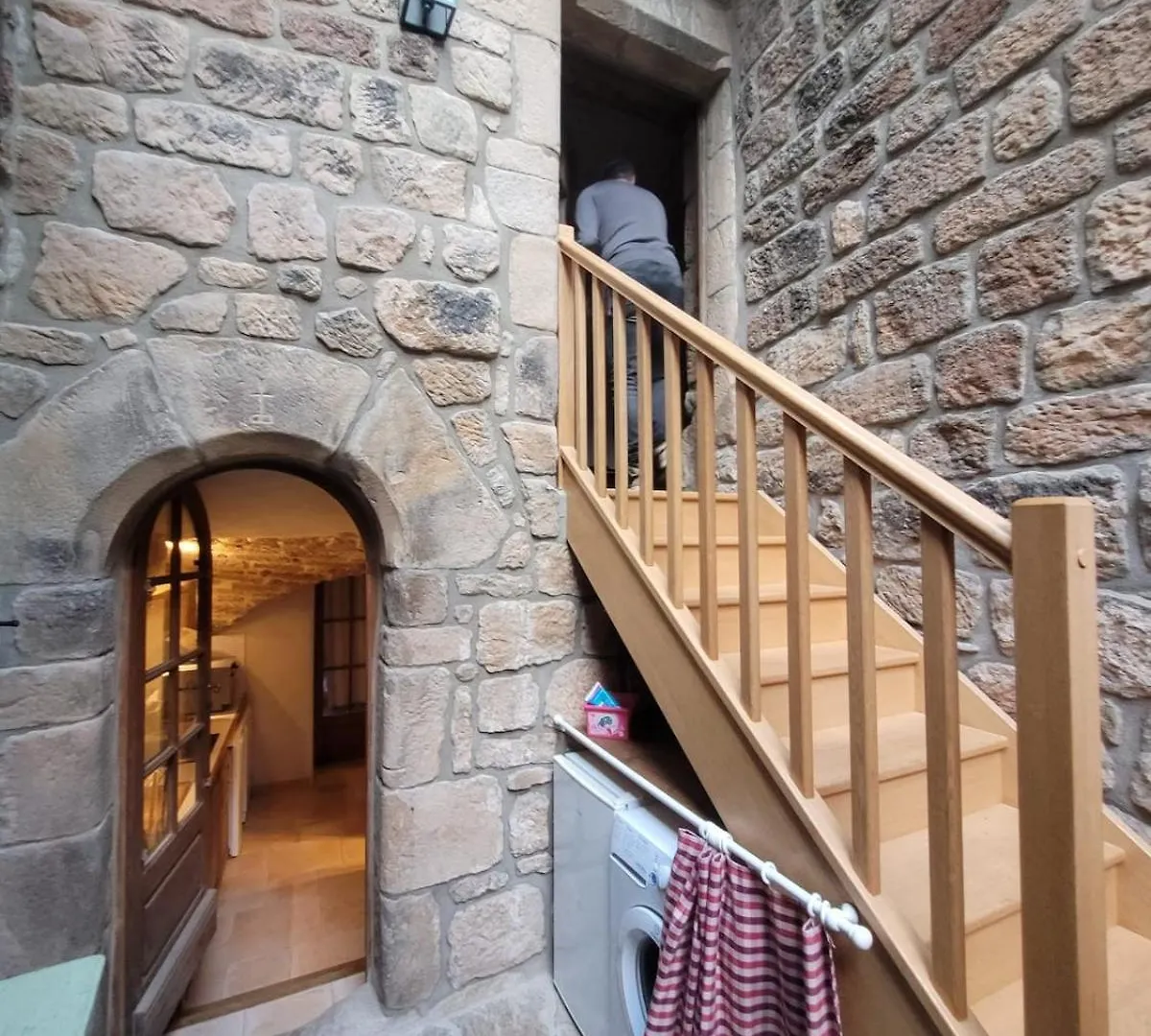 Maison En Pierre Au Coeur De L'Ardeche Avec 4 Lits, 2 Chambres, 1 Piscine Hors Sol Planzolles